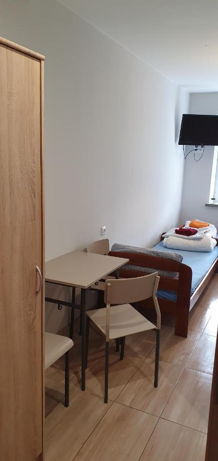 Noclegi Silesia Aster Tychy Exterior foto